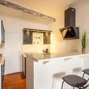 Vieil De Charme 2/4pers Antibes